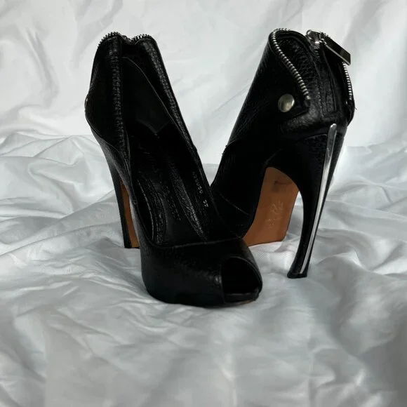 ALEXANDER MCQUEEN Faithful black leather zip biker peeptoe bootie EU37 - Picture 1 of 5